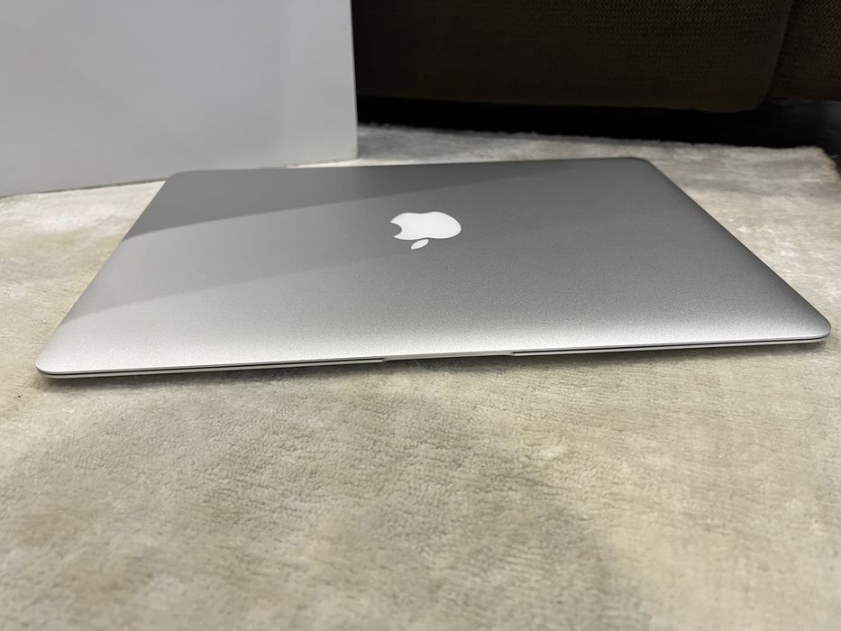 MacBook Air 13-inch, 2017