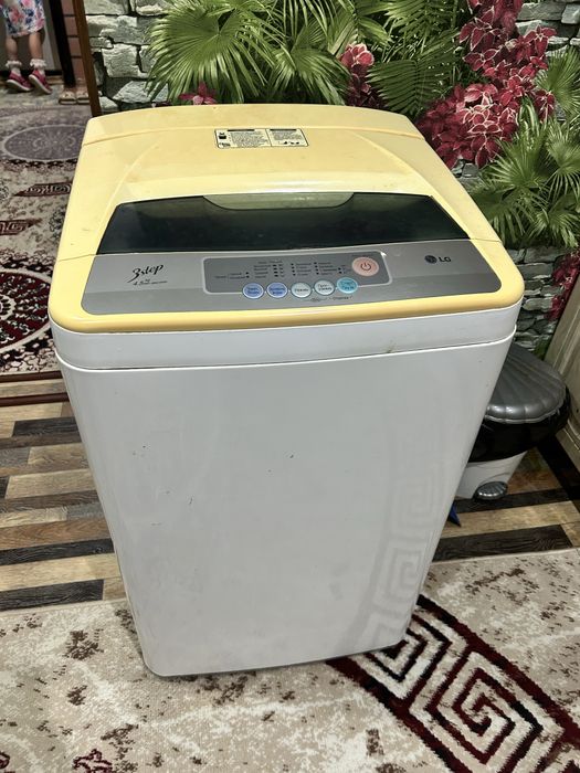 Продам стиральную машину