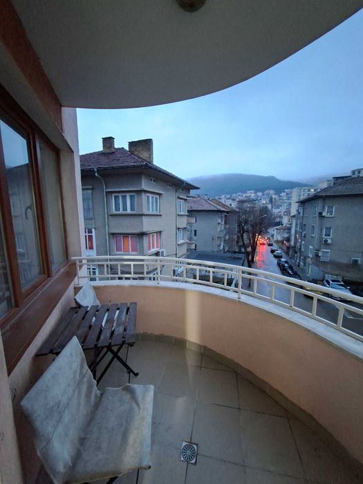 Дава се под наем Тристаен апартамент в Шумен, Дивизионна болница - 100 кв.м за 458.49 € - Снимка #7