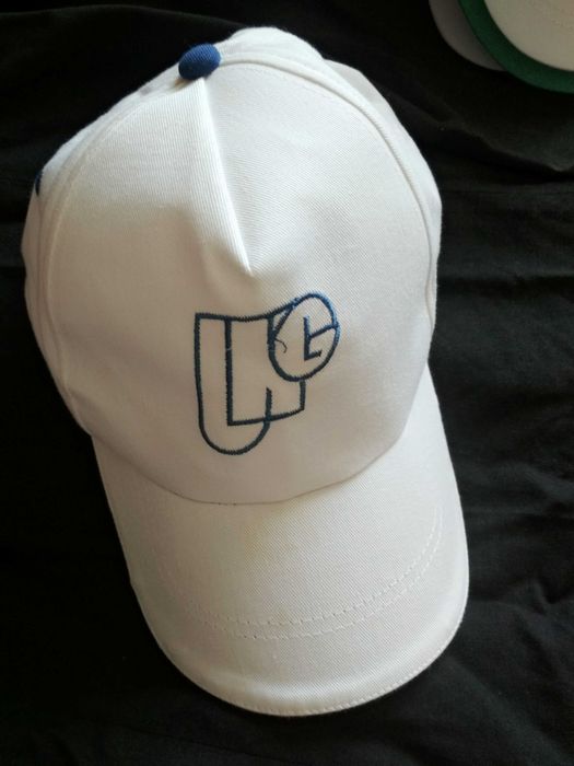 Новые Кепки белые бейсболки дешево