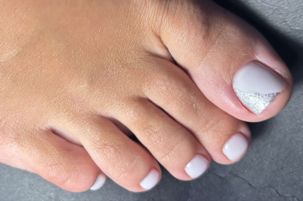 Unghii cu gel - manichiura si pedichiura