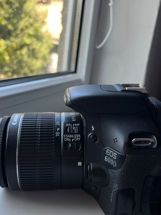 Canon 600D, объектив 18-55мм