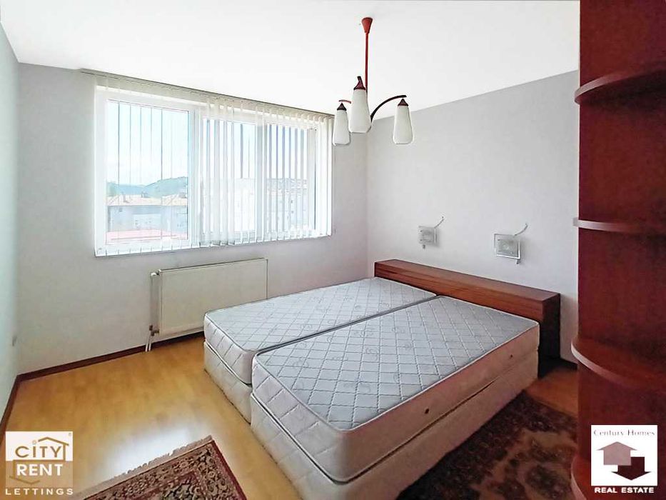 Дава се под наем Тристаен апартамент в Велико Търново, Център - 82 кв.м за 410 € - Снимка #3