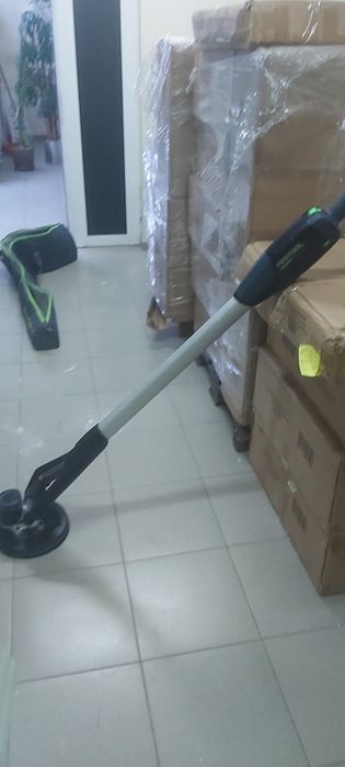 Продавам жираф FESTOOL  LHS-E 225 EQ

LHS-E 225 EQ