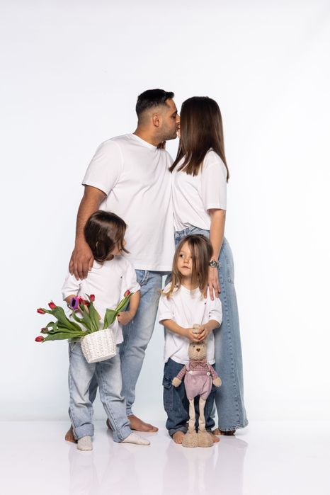 Studio ședința  Paște Foto Paște 2026  foto copil familie