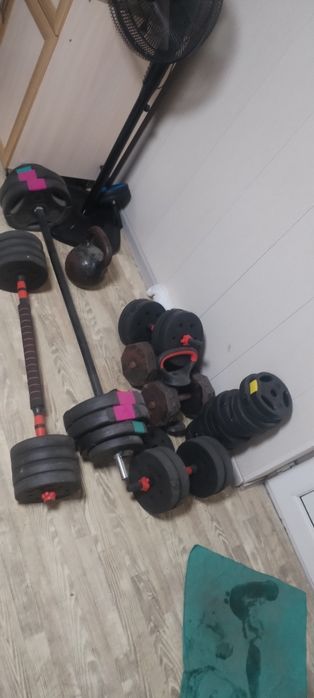 Продам гантели штанги.