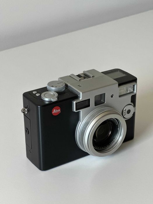 Leica Digilux 1 Camera digitala