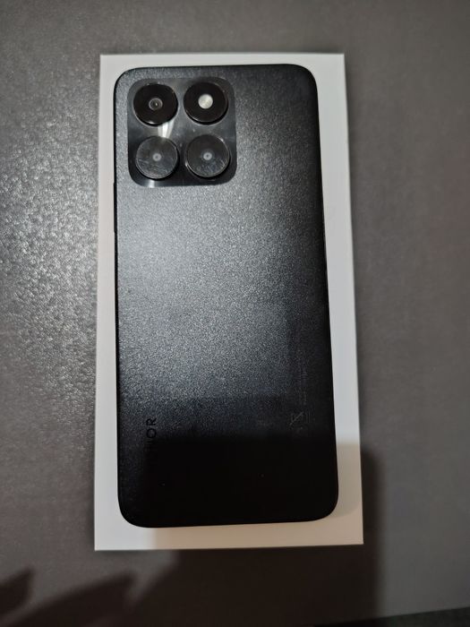 HONOR X6a 4GB RAM / 128GB ROM – с нов кабел и калъф