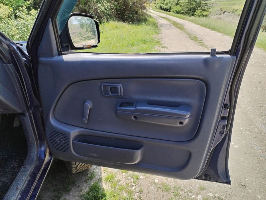 Toyota hilux 2.5 d an fab 2001