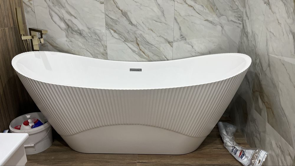 Продам новую ванну