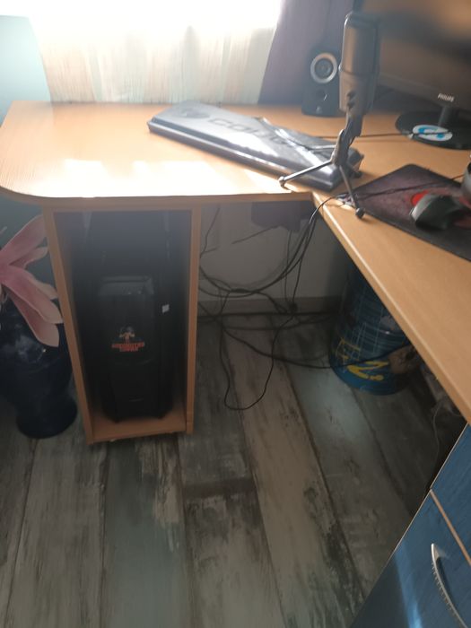 Мебели за юношеска стая