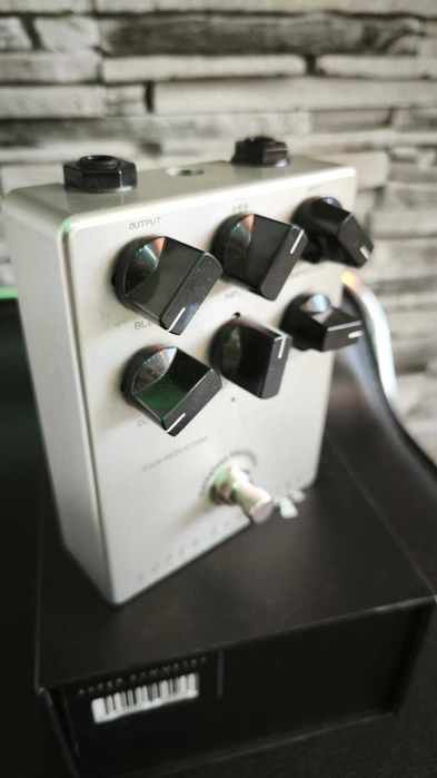 Compresor chitara bass Darkglass Electronics Super Symmetry 115 GeV