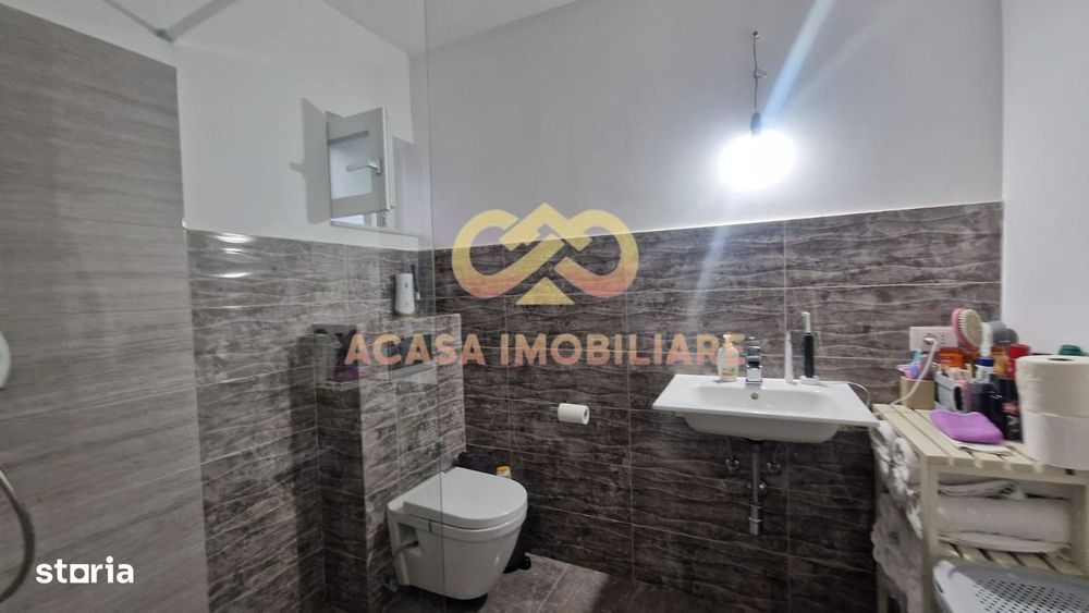 Casa Moderna +  Spatiu Comercial  Afacere La Cheie