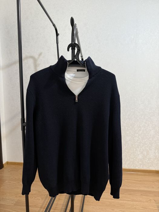 Прдается Полузамок