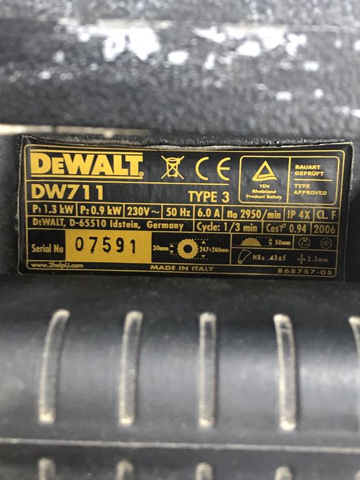 Торцевая пила DeWalt DW711(TM79)