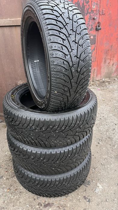 215/55 R17 Maxxis 4шт