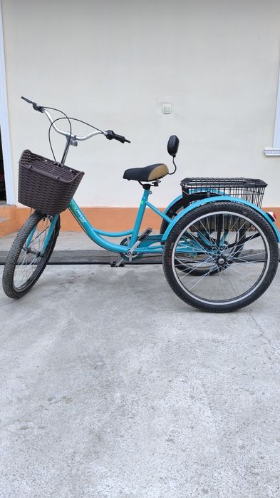 Velik sotiladi 3gʻildirakli yangi xamma joyi zoʻr.