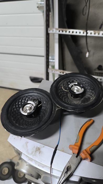 Колонки до дешевке отдам