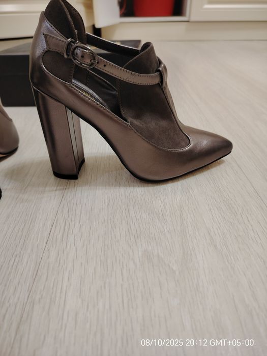 Продам туфли ботильоны