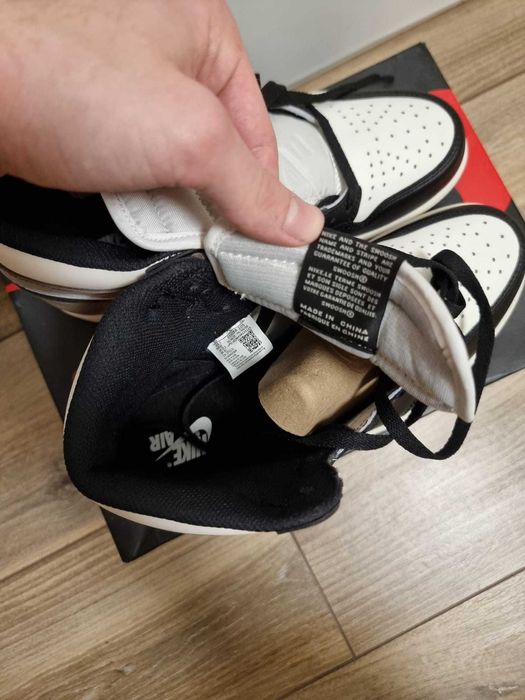 Air Jordan 1 Retro High OG "Dark Mocha" Leather/Polyester/Rubber