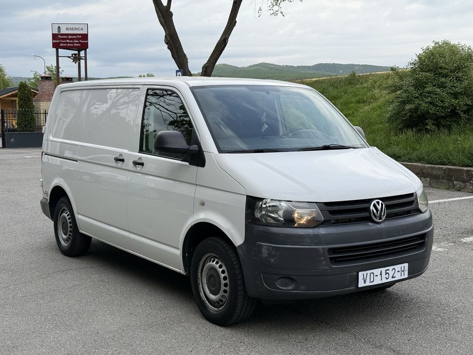 VW Transporter T5 2.0 Tdi Euro 5 cu 3 Locuri si Marfa