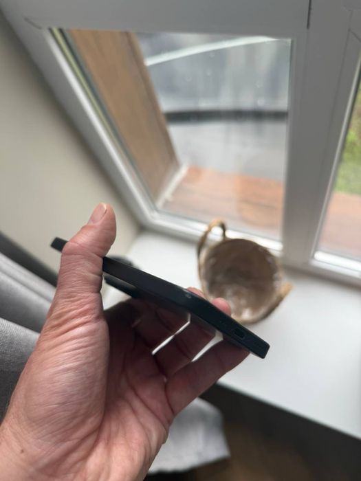 Iphone 16 память 128 бата 100% e sim