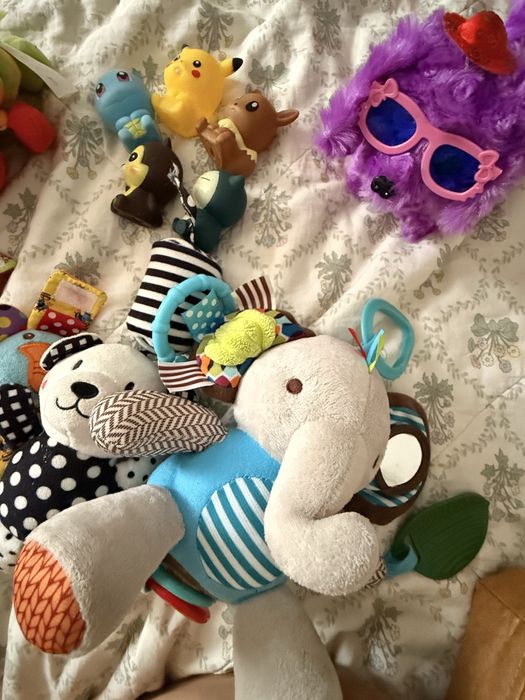 Игрушки погремушки