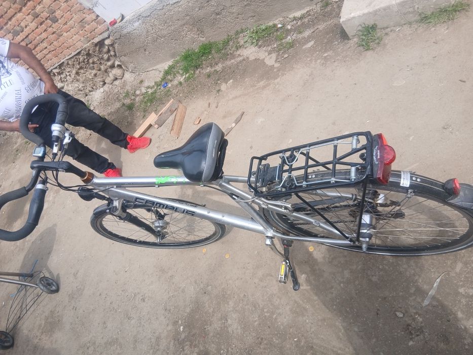 Bicicleta voyager . TR4