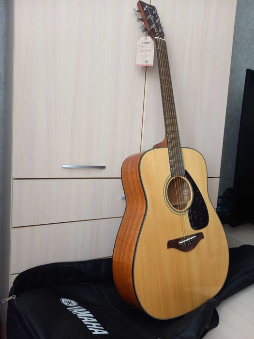 YAMAHA FG800 NT Natural