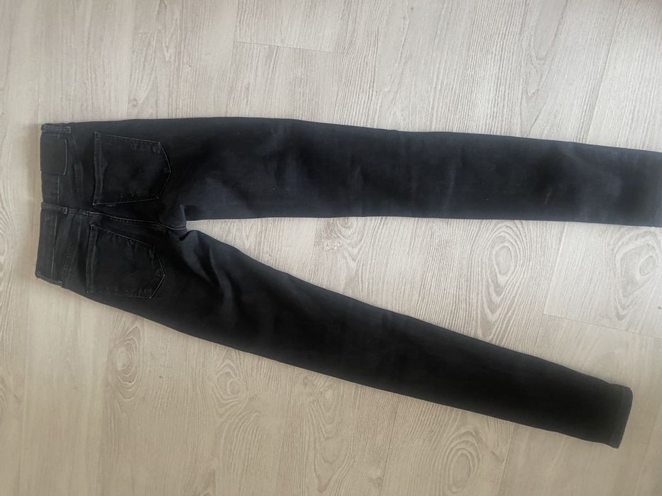 Джинсы скинни левайс