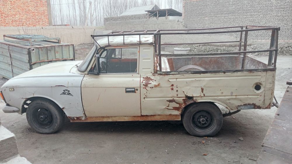 Yuk mashina maskvich yili 1990