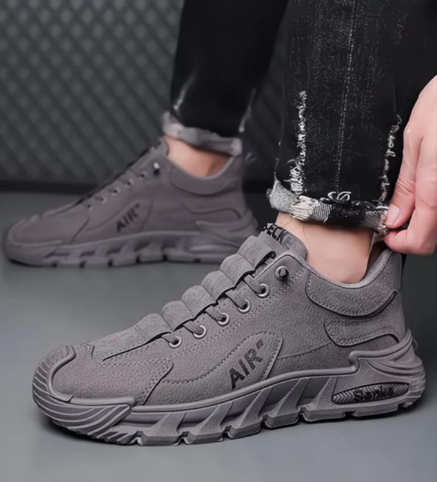 Кроссовки влагоотталкивающие  41 размер