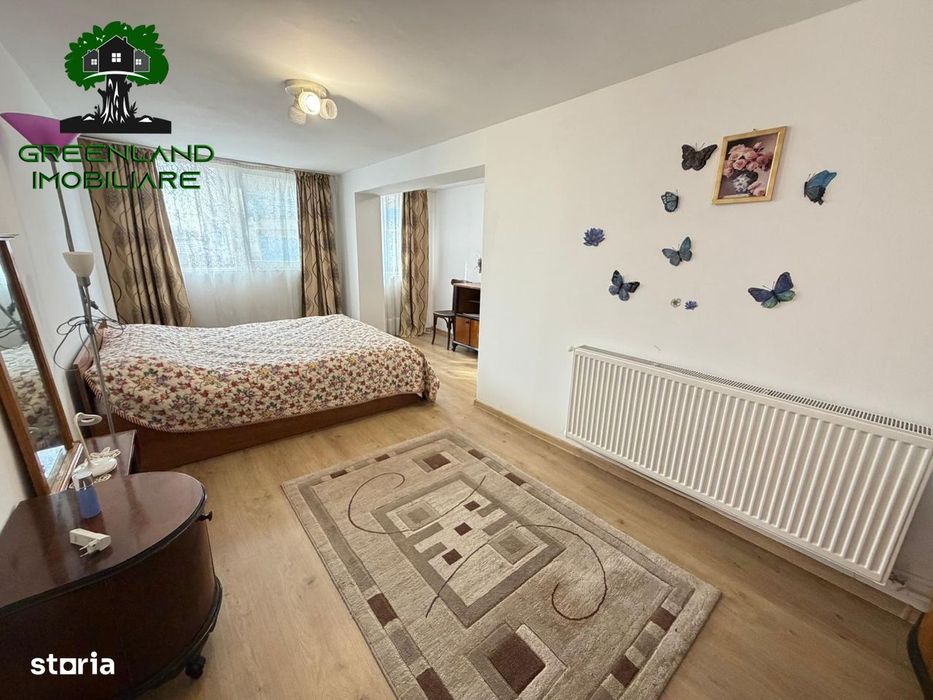 Casa in oras, 4 camere, 202 mp, anexa, garaj, Podu de Fier