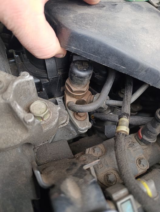 дюзи 1.5 dci qashqai