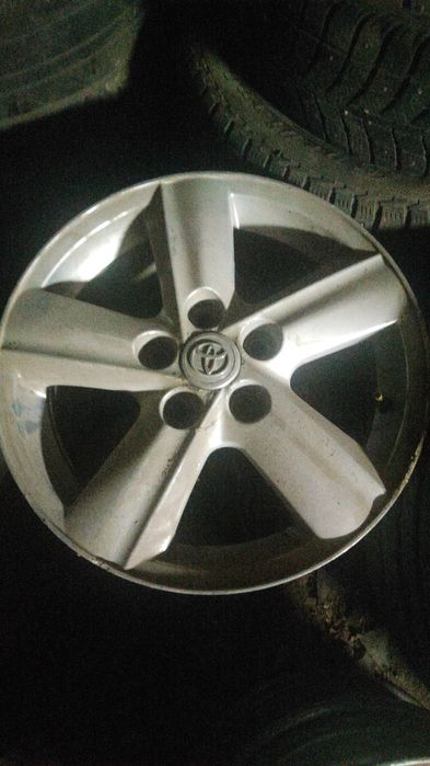 Продам диски р16 на тойоту
