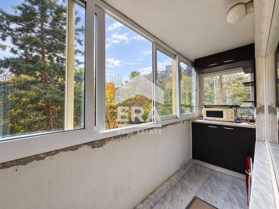 Продава се Четиристаен апартамент в София, Лагера - 90 кв.м за 3323 €/кв.м - Снимка #4