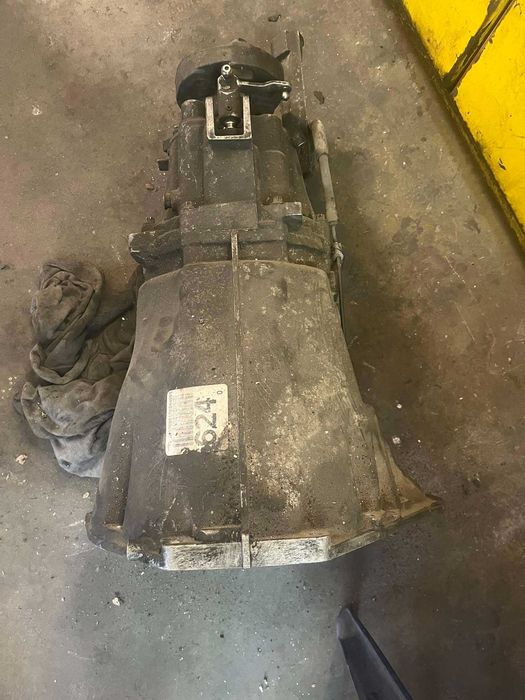 Ръчна 6 степенна скоростна кутия Мерцедес W203