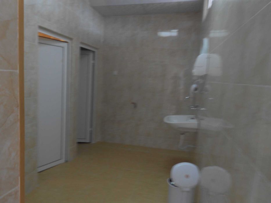 Дава се под наем Магазин в Свиленград - 100 кв.м за 765 € - Снимка #2