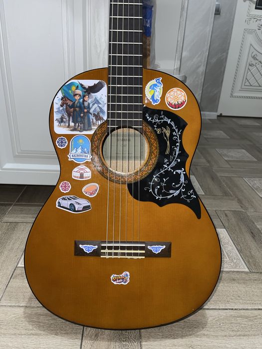 Гитара Yamaha C40