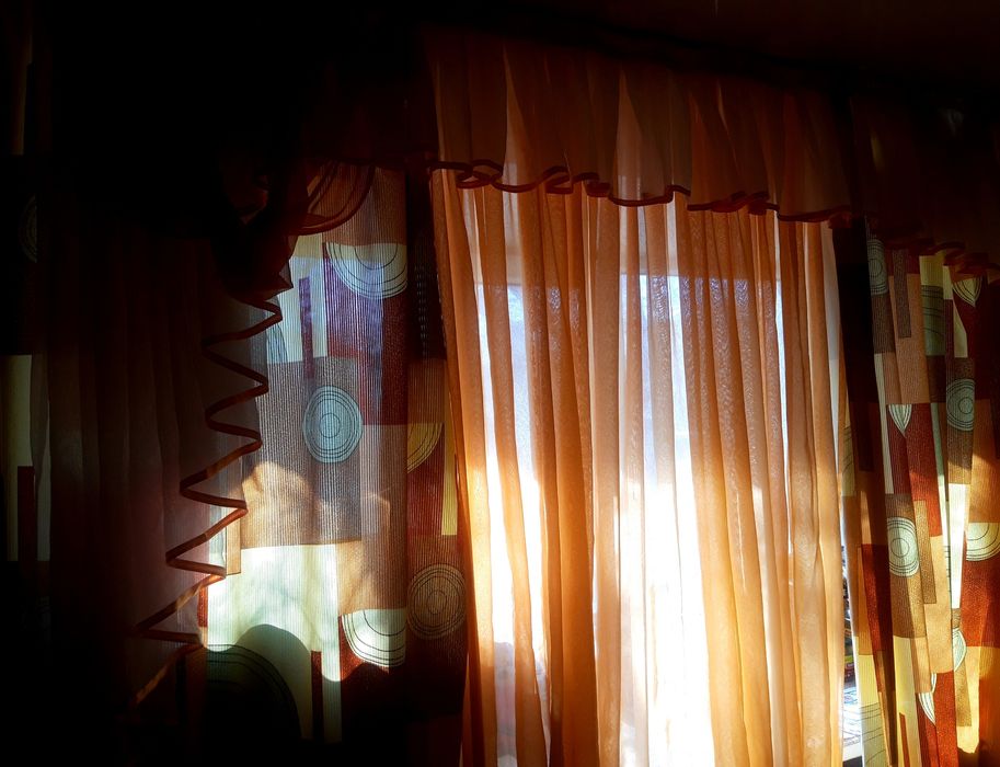 Продам шторы  в ассортименте