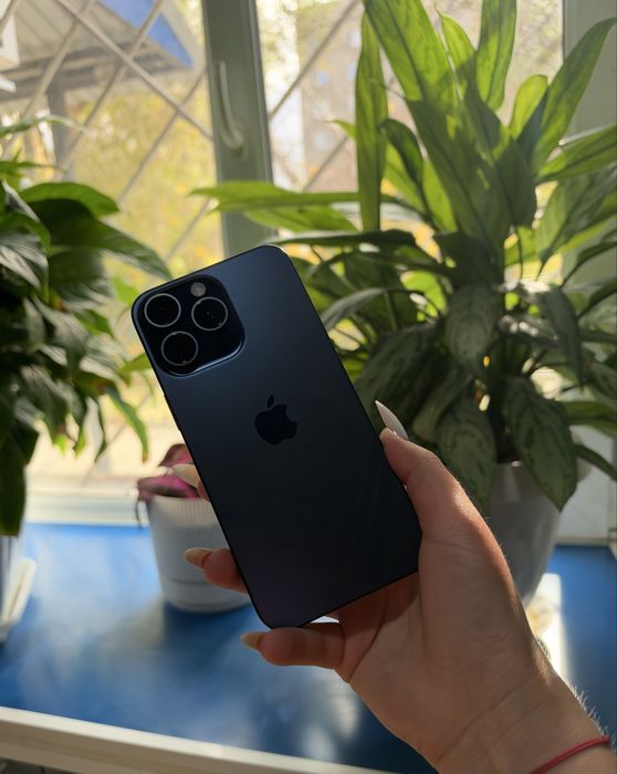 iPhone 15 Pro Max