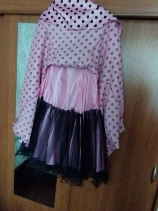 Продам нарядное платье