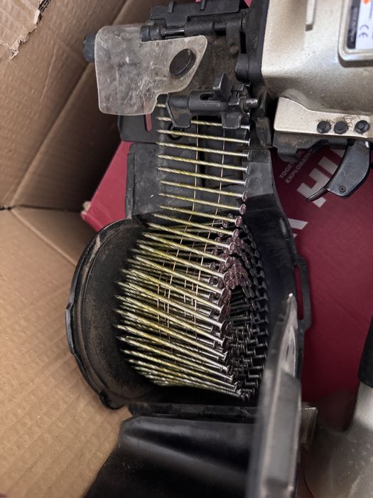 Продам гвоздезабивной пистолет нейлер пневмопистолет