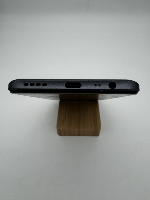 RealMe 8 / 128GB / Garantie 6 luni