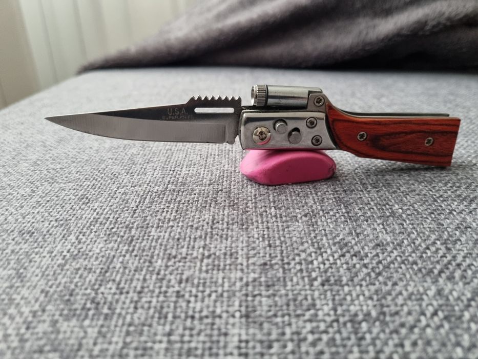 Briceag stil baioneta