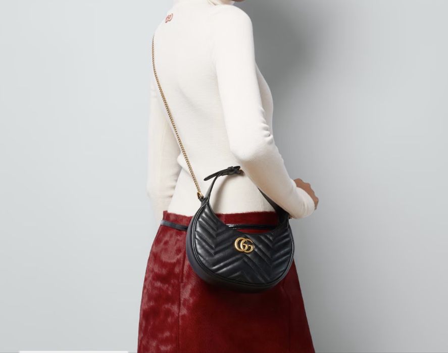 Чанта Gucci half-moon
