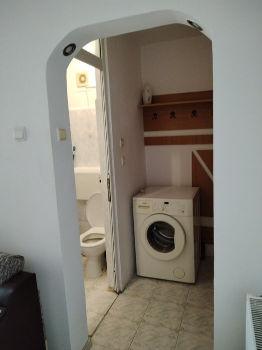 Închiriez garsonieră