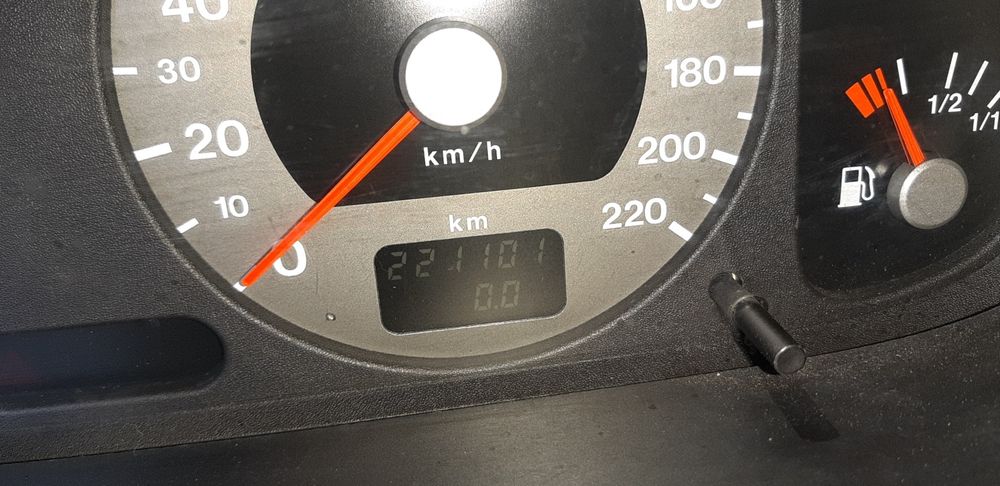 Proprietar vând OPEL FRONTERA B 4×4 2,2DTI an.2003