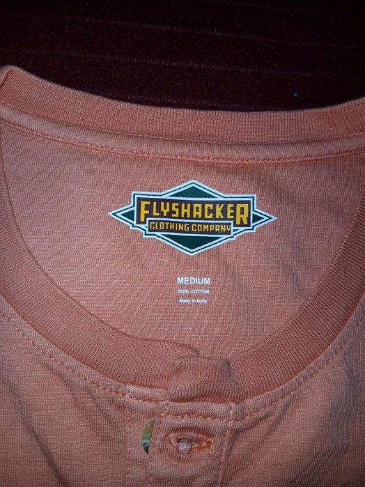 Из США, стильная мужская футболка от бренда "FLYSHAKER"