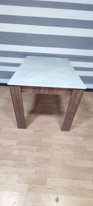 Стол обеденный на кухню